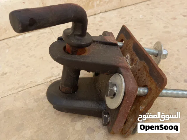 هوك سحب يركب عل جميع السيارت  07