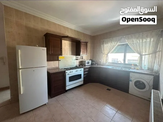 شقة مفروشة نظيفة جدا -  للعائلات - مباشرة من المالك