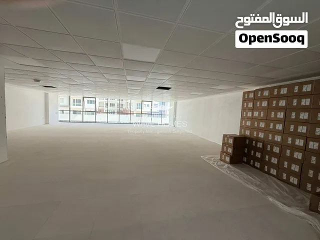 Spacious Office Space for Rent - مساحة مكتبية واسعة للإيجار