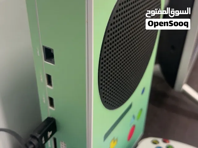 اكس بوكس  سيريس إس نظيف مع يد تحكم