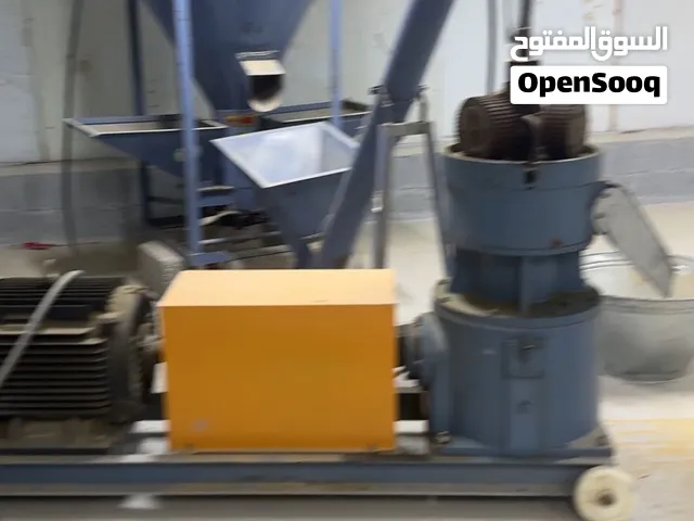 مستعملة لصنع الإعلانف بخط انتاج 2 ونص طن في الساعة
