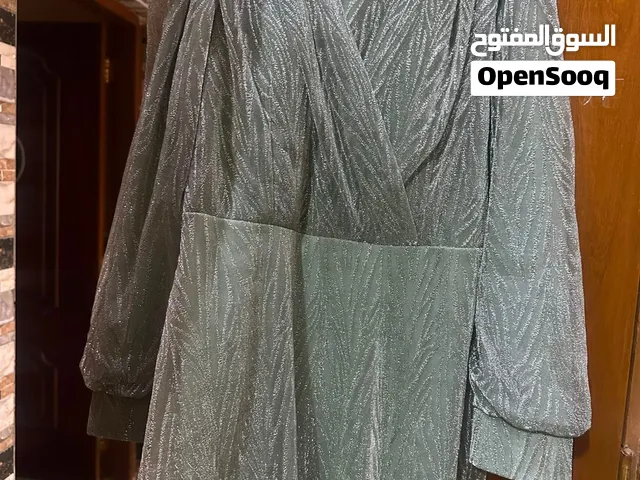 فساتين اعراس مستخدمه 1واحده فقط