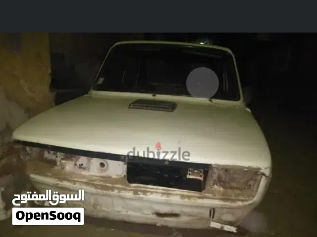 عربية فيات 127 موديل 1983 للبيع بعقد خردة