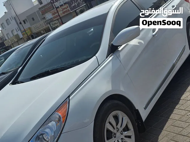 2013 Hyundai Sonata Sedan with Keyless Entry and Bluetooth - Korean Specs