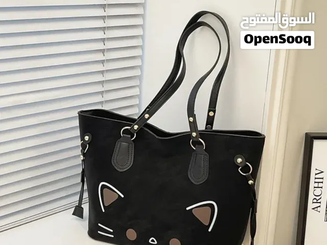 حقيبة القطط