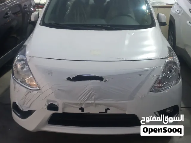نيسان   صني ( سني )  موديل 2025  مواصفات العادية   شاشة   كامرة خلفية  عداد المسافة زيرو   .........