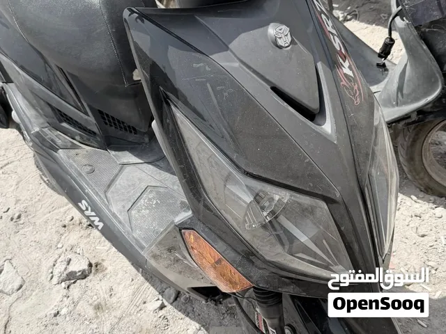 دراجه ماكس للبيع السعر 1،250،000مكاني البصره المشراق