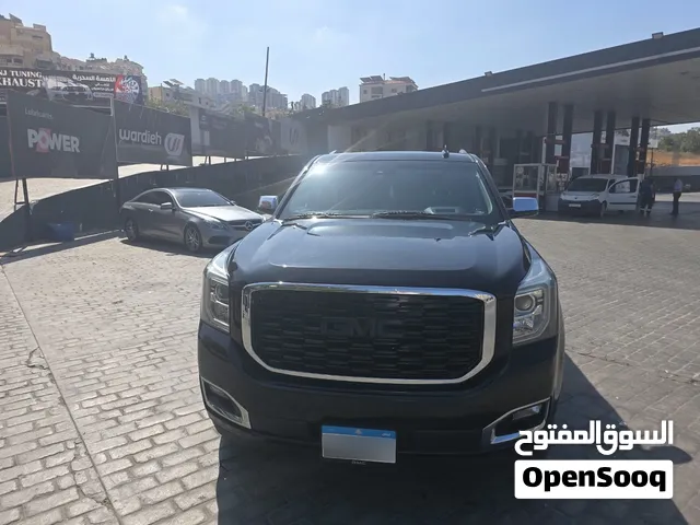 GMC Yukon Denali Clean car fax