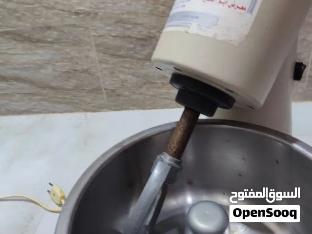 عجّانة خبز منزلية ممتازة من ماركة سوار ماتيك ممتازة ، تُعتبر عجّانة الخبز من ماركة سوار ماتيك