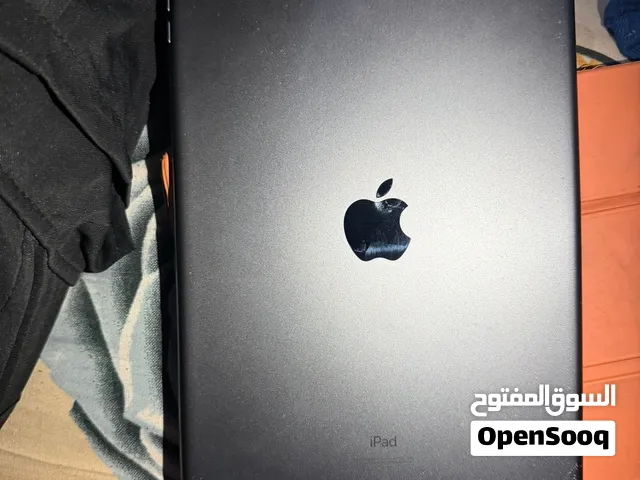ايباد 9نضيف كلش كامل ملحاقاته سعره 300 مكاني بصره شراي هله بيك رقمي موجود