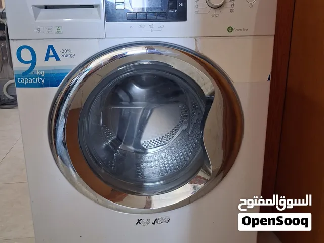 غسالة ملابس وجلاية مستعملتين من نوع بيكو ومكنسة ودفاية كهربائيتين