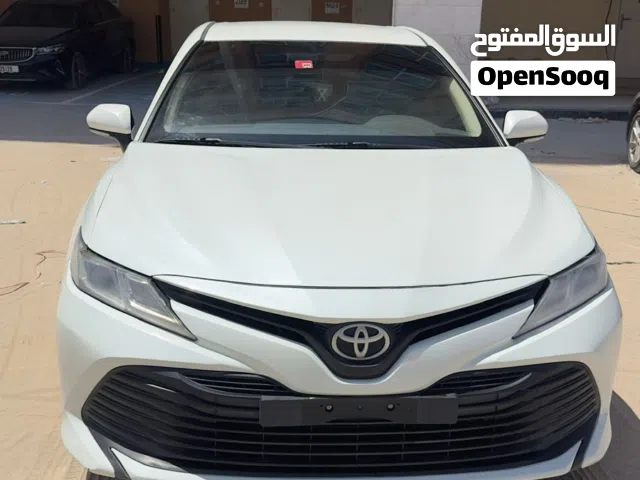 2019 تويوتا كامري LE