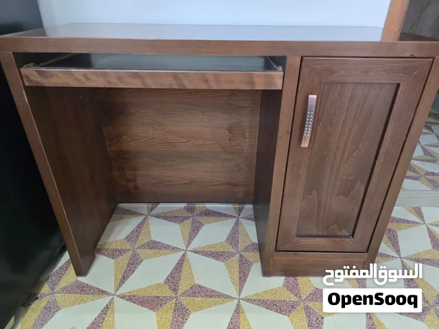 طاولة كمبيوتر  خشب  الف