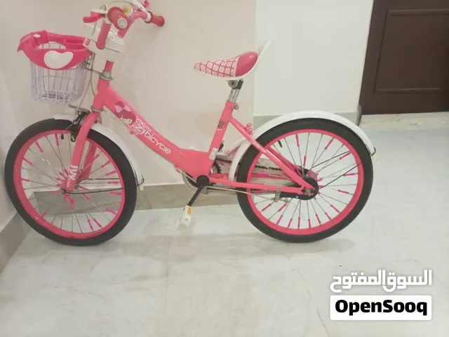 سيكل بناتي مستعمل بحالة ممتازة مقاس 20