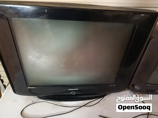 يوجد عدد من تلفزيونات القديمة ابو دبه ينام 2 اثنان55 بوصه واحد 15بوصه شغالين وبحاله ممتازة