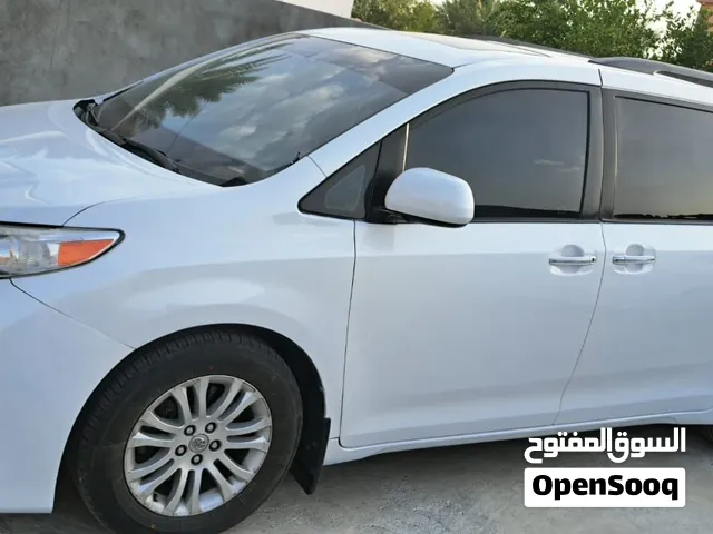 سيينا 2017 للبيع