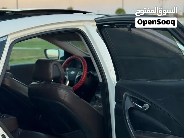 Used Hyundai Azera in Tripoli