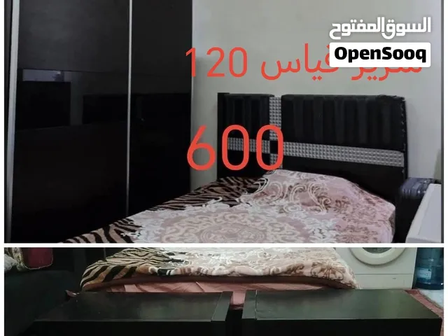 للبيع استخدام قليل
