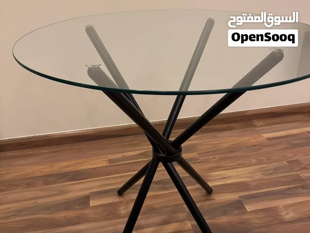 طاوله طعام كالجديده استخدام شهر 4 كراسي