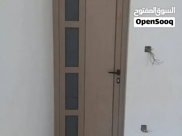 معمل انور للالمنيوم والخشب لتصنيع الابواب والشبابيك والمحجرات الالمنيوم تصنيع حسب الطلب