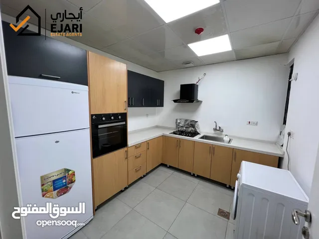 ايجار شقه مؤثثه مجمع السلام السكني حديد