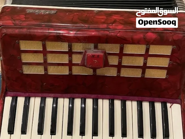 Vintage Red Accordion أكورديون فرنسي/كلاسيكي فينتاج أحمر