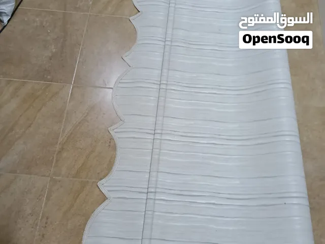ستائر رول عدد ثلاثة