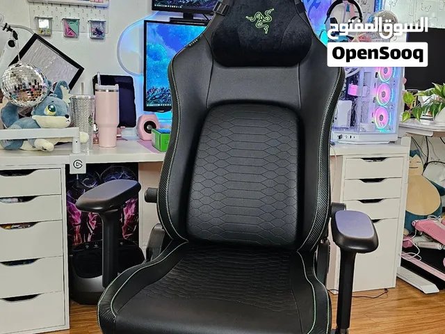 كرسي قيمنق ريزر جديد مع البوكس