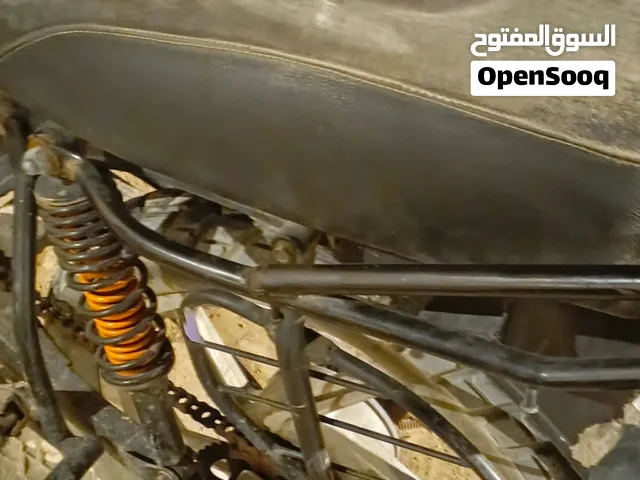 بوكسر مديل 18 شغالة ادوات. لبيع سعر 500 مكاني بصرة كرمة علي تواصل