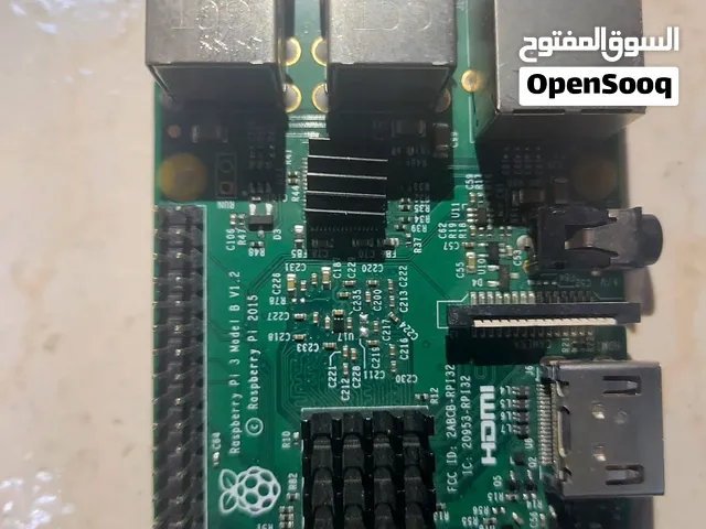 للبيع: كمبيوتر صغير راسبيري باي 3 موديل B Raspberry Pi 3 Model B - 2015 مع مشتتات حرارية السعر 40 BD