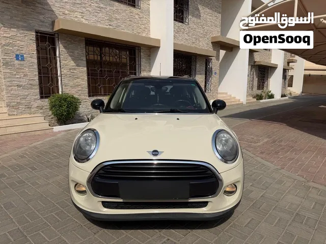 2019 MINI Cooper Hardtop 1.5L Turbo Excellent Condition (5300 OMR)