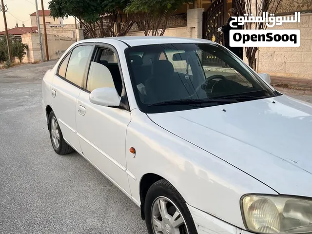 هونداي  فيرنا 2001