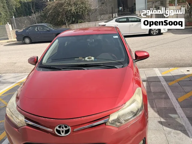 تويوتا يارس2016