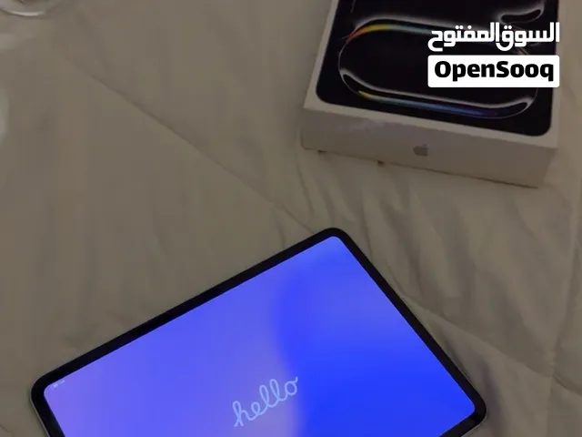 iPad Pro M4 11-inch  بييعه مستعجله