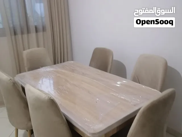 طاولة طعام عصرية مع 6 كراسي أنيقة طابلة أنيقة بتصميم عصري كتجمع بين الجمال والعملية 6 كر