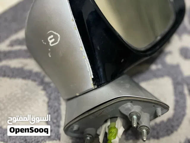 مرايه جانبيه جهت (اليمين )()لكزس GS350 موديل 2014 نقطه عمياء نظيفه وشغاله ولله الحمد