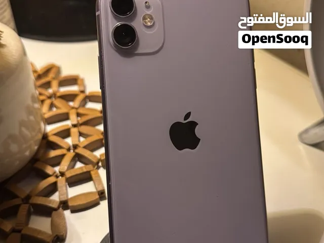 آيفون 11بحاله نضيفه ونادره جد.