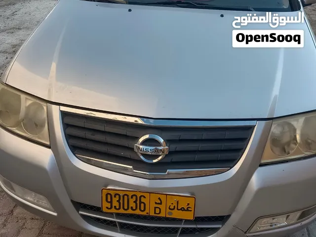 Nissan Sunny 2012