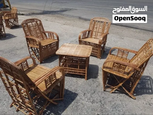 جديد - طقم كراسي مع طاولة مصنوع من سعف النخيل