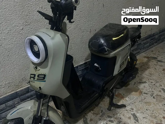 دراجة شحن R9 نضيفة فول موديل 25