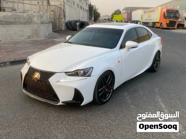 Lexus IS 300 model 2017