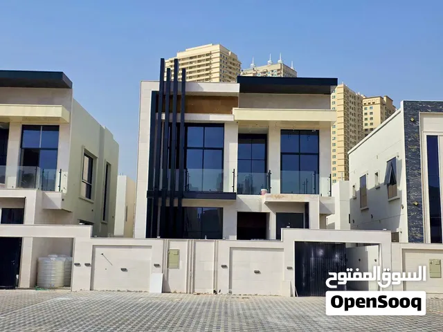 للبيع فيلا تتميز بأرتداد كبيرة  Villa for sale with a large setback.