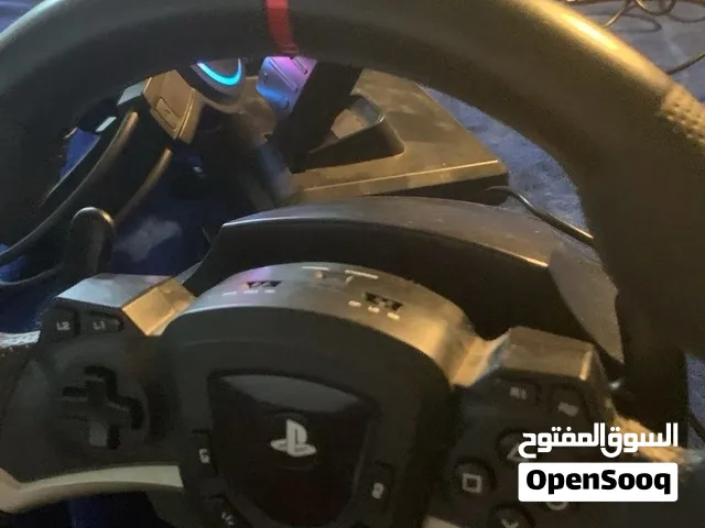 دركسون سوني بحاله جديده وسعره ممتاز وكذلك يشتغل على السوني4 و5 والبي سي وفيه مميزات مثل مثبت سرعه