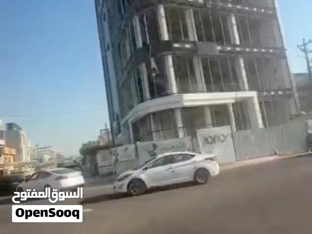 قاعة للايجار في شارع مطعم الساعة بمساحة 180م
