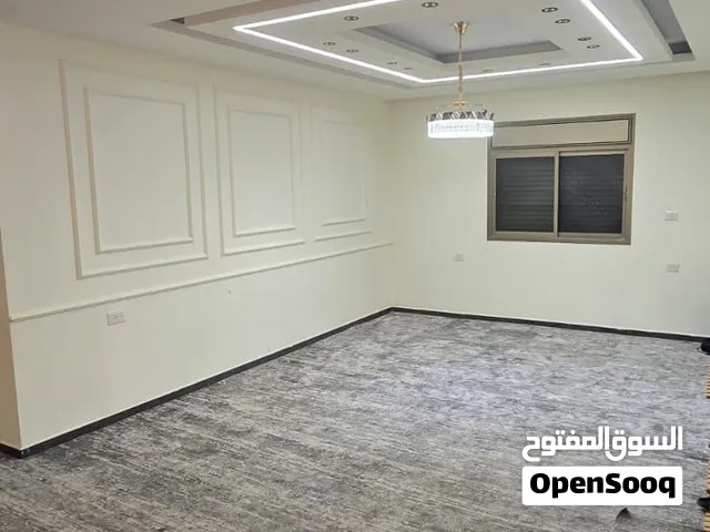 شقة فاخره للبيع طولكرم الحي الشرقي بالقرب من فواز مول