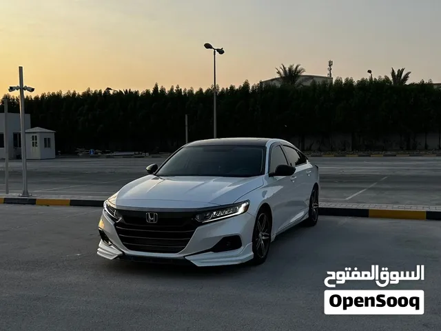 هوندا اكورد وكالة البحرين مديل 2021 سيرفس اول باول نضافة السياره 90٪ اول مالك للتواصل