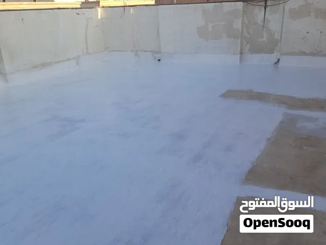عوازل اسطح