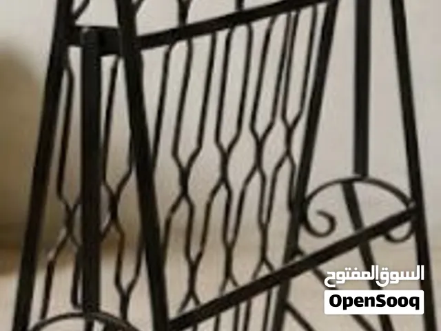 شبك حمايه قياس 95 سم* في 95 سم رسمه البطه لون اسود حديد مربع 3سم ثقيل وسميك بحاله ممتازه جدا