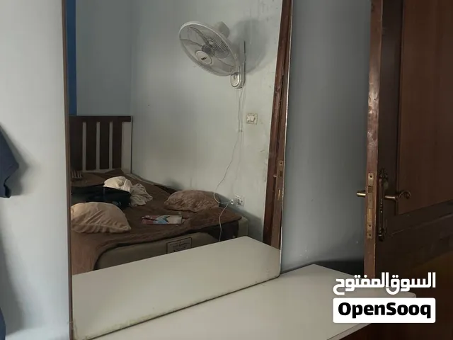 تسريحة مستعمله للبيع