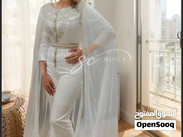 جمبسوت أبيض